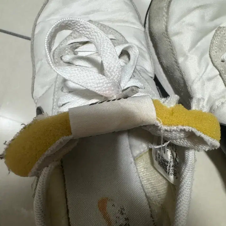 [BUNJANG] Nike Waffle Trainer 2 Sneakers / 나이키 와플 트레이너2
