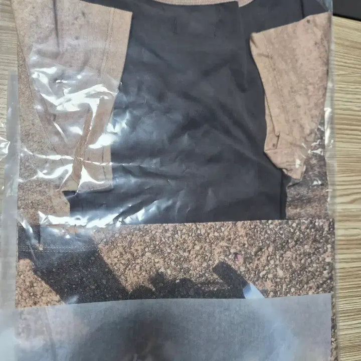 [SOLD OUT] COYSEIO 브라이스 인형 티셔츠 애쉬브라운 새상품