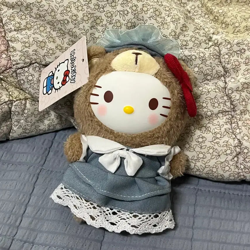 [BUNJANG] Hello Kitty Bear Costume Keyring / 헬로키티 키티 곰돌이 코스튬 키링