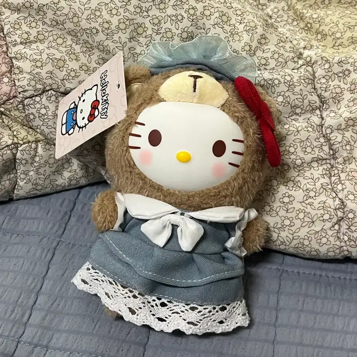 [BUNJANG] Hello Kitty Bear Costume Keyring / 헬로키티 키티 곰돌이 코스튬 키링