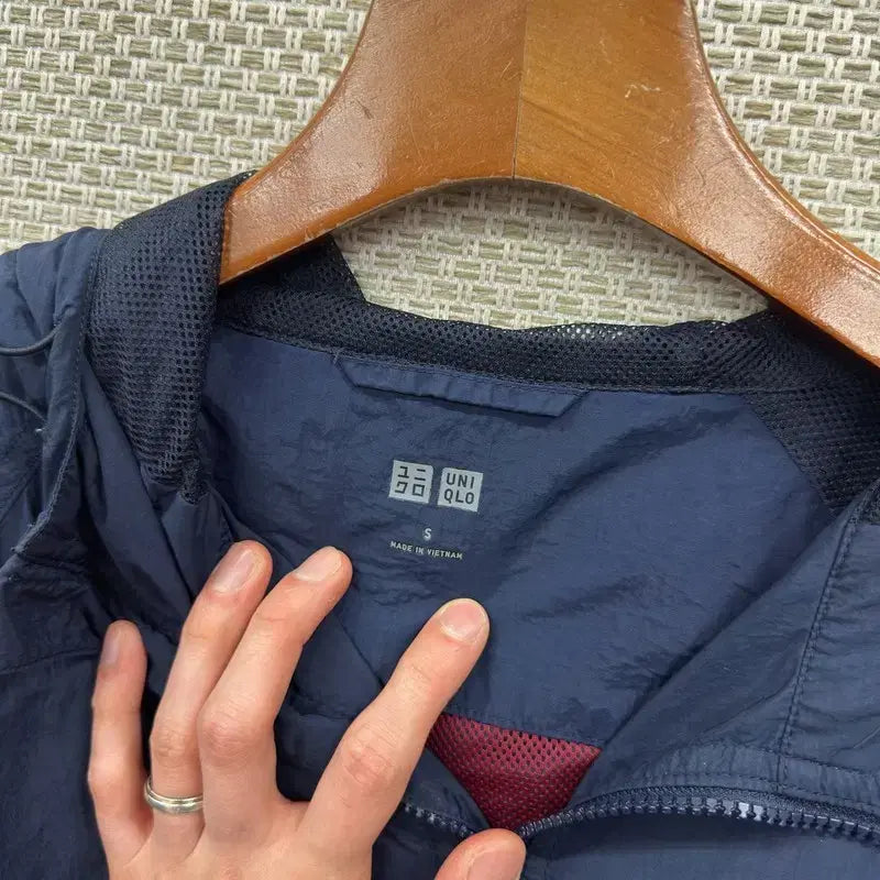 [BUNJANG] Uniqlo Colorblock Anorak Half-Zip Windbreaker / 유니클로 배색 아노락 반집업 바람막이 S A09488