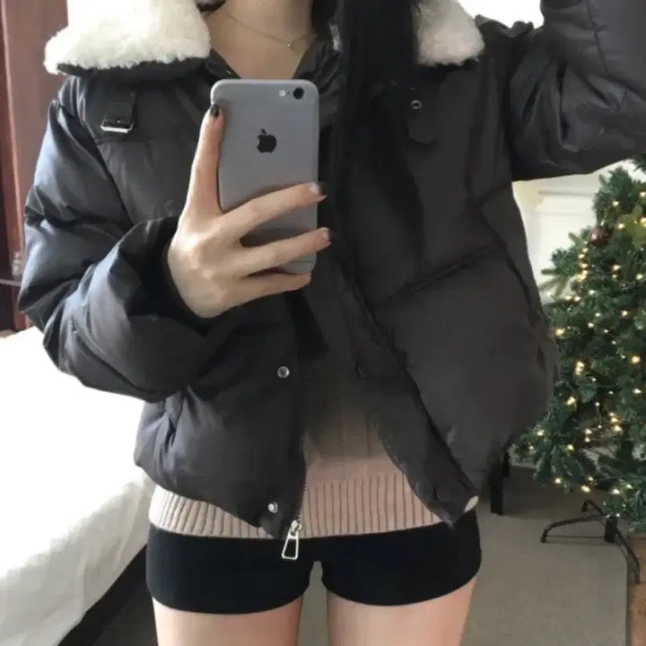 [BUNJANG] Avely Short Padded Jacket / 에이블리 숏패딩
