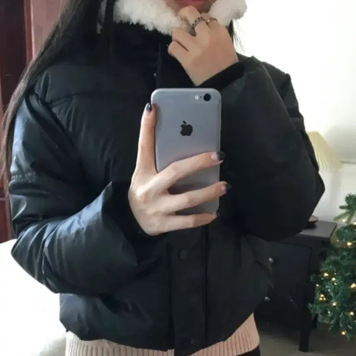 [BUNJANG] Avely Short Padded Jacket / 에이블리 숏패딩