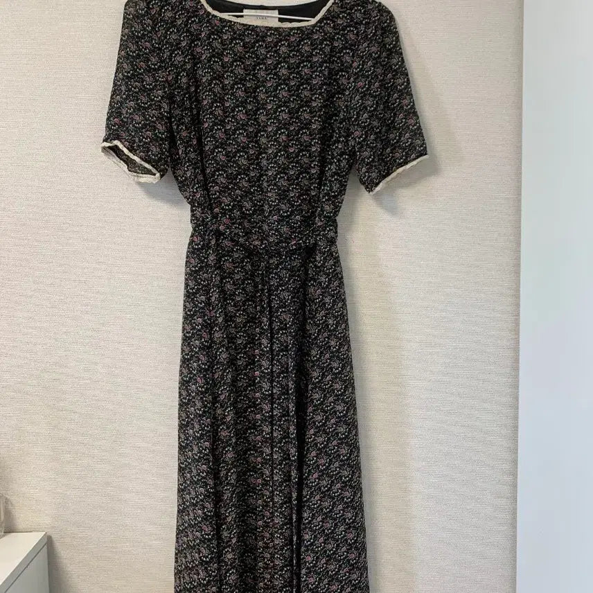 [BUNJANG] 봄/여름 쉬폰원피스 정리 개당 7000원 / 봄/여름 쉬폰원피스 정리 개당 7000원