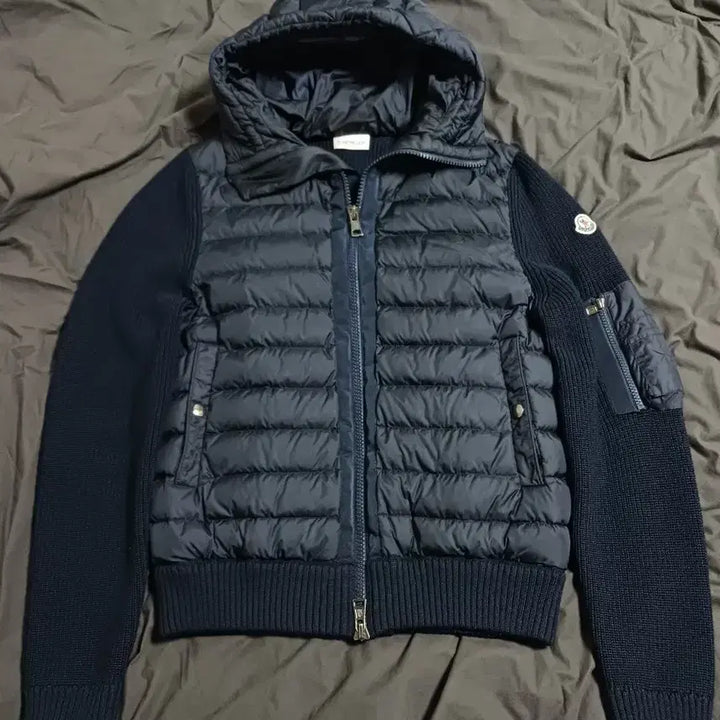 [BUNJANG] Moncler Knit Padded Zip-Up Jacket / [정품] 몽클레어 니트패딩 집업 자켓 가디건