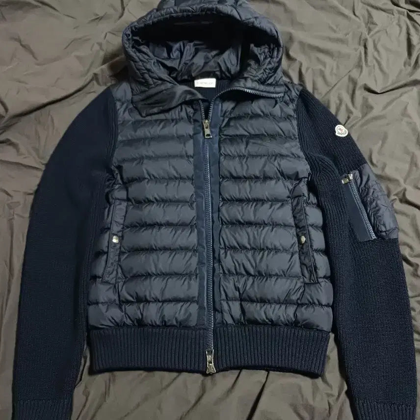 [BUNJANG] Moncler Knit Padded Zip-Up Jacket / [정품] 몽클레어 니트패딩 집업 자켓 가디건