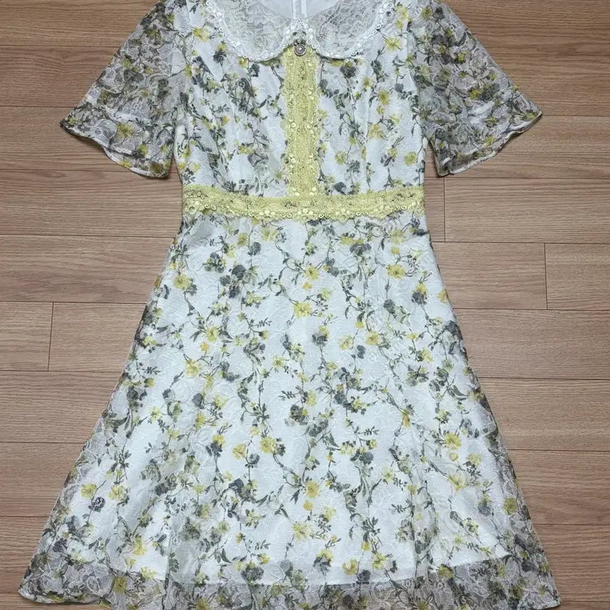 [BUNJANG] Kenneth Lady Flower Lace Dress Size 55 / 케네스레이디 플라워 레이스 원피스 55 / 구매가 20만원대 / 새상품급