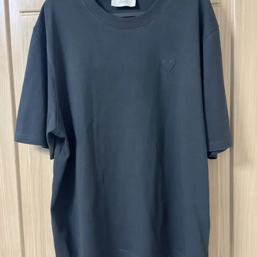 [BUNJANG] AMI Paris Short Sleeve T-Shirt - Size M / [졍품]아미 반팔 백화점구매 M사이즈
