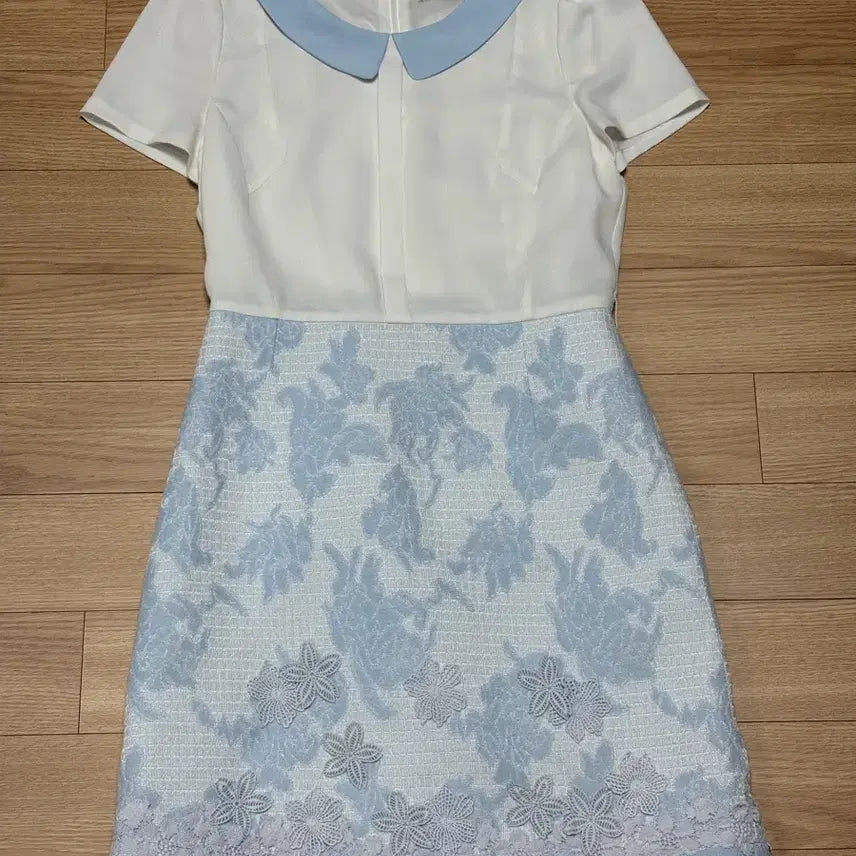 [BUNJANG] Kenneth Lady Colorblock Flower Lace Dress Size 55 / 케네스레이디 배색 플라워 레이스 원피스 55 / 드라이완료