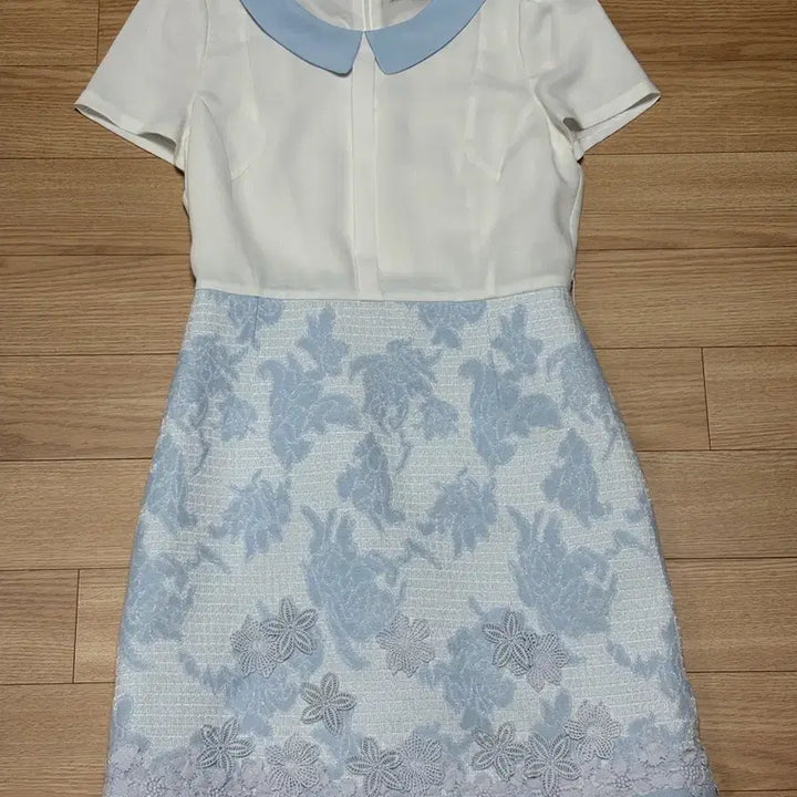 [BUNJANG] Kenneth Lady Colorblock Flower Lace Dress Size 55 / 케네스레이디 배색 플라워 레이스 원피스 55 / 드라이완료