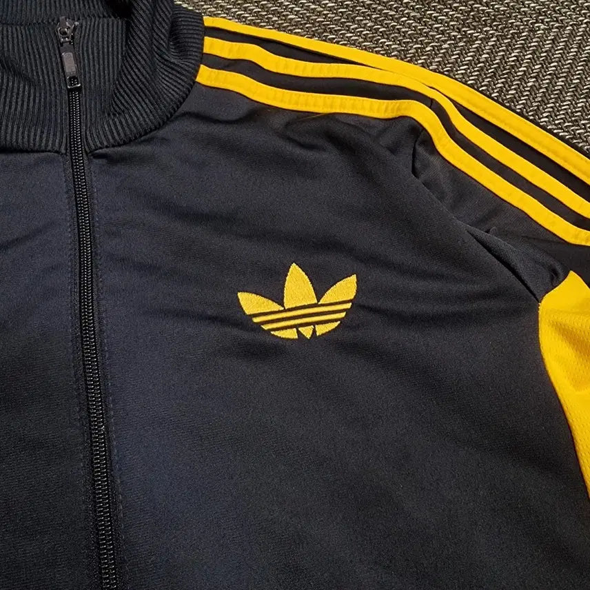 [BUNJANG] Adidas Europa Street Diver Jersey Navy Yellow / 아디다스 유로파 스트릿 다이버 져지 네이비 옐로