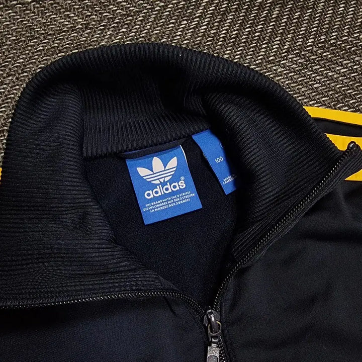 [BUNJANG] Adidas Europa Street Diver Jersey Navy Yellow / 아디다스 유로파 스트릿 다이버 져지 네이비 옐로