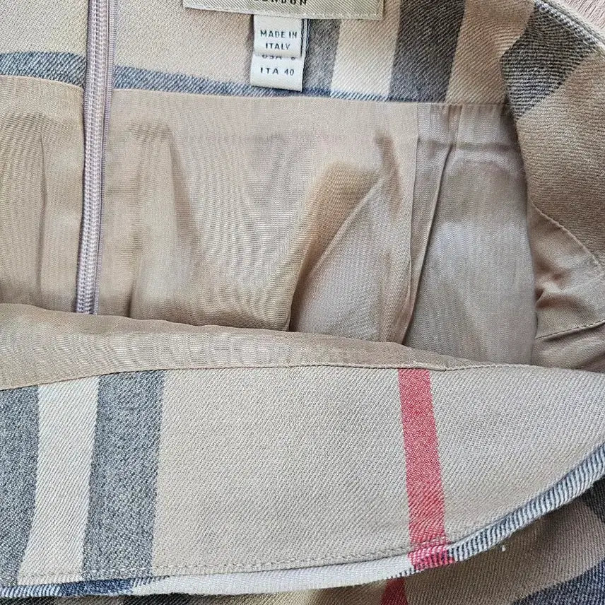[BUNJANG] Burberry Check Pleated Skirt Size 40 / 버버리 체크 플리츠 스커트(40)