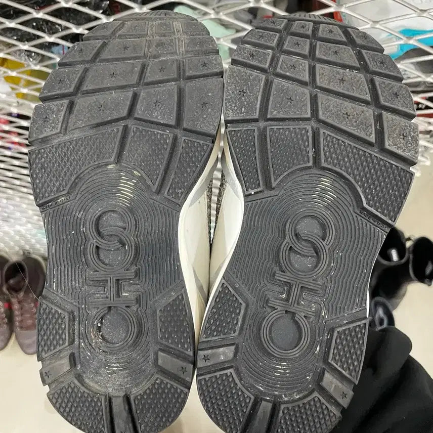 [BUNJANG] Jimmy Choo Glitter Sneakers / 지미추 글리터 스니커즈 35.5 (gr-4527)