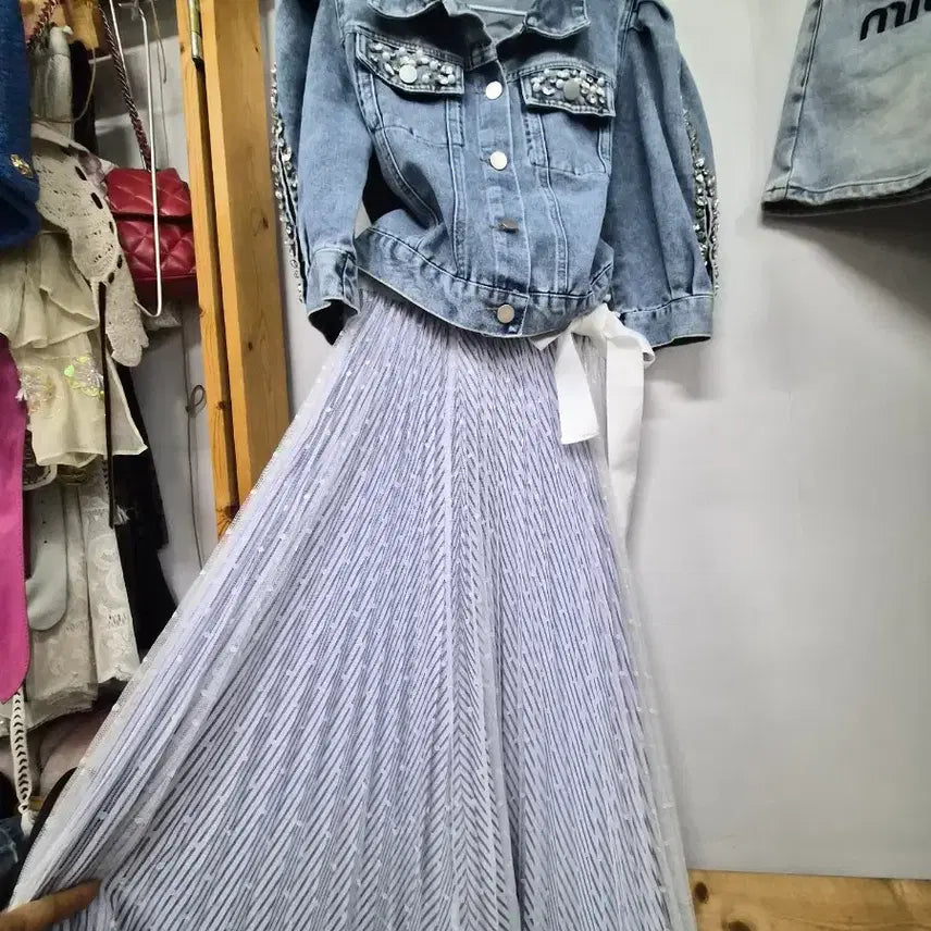 [BUNJANG] Stone Beads Balloon Denim Jacket &amp; Zigot Lace Layered Skirt / 스톤비즈 벌룬 반팔 데님자켓.지고트 레이스 원피스