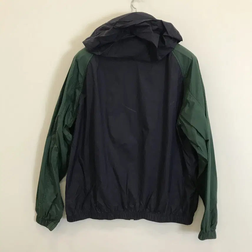 [BUNJANG] Uniqlo JW Anderson Windbreaker Jacket [XL] / 유니클로 JW앤더슨 바람막이자켓 [XL]