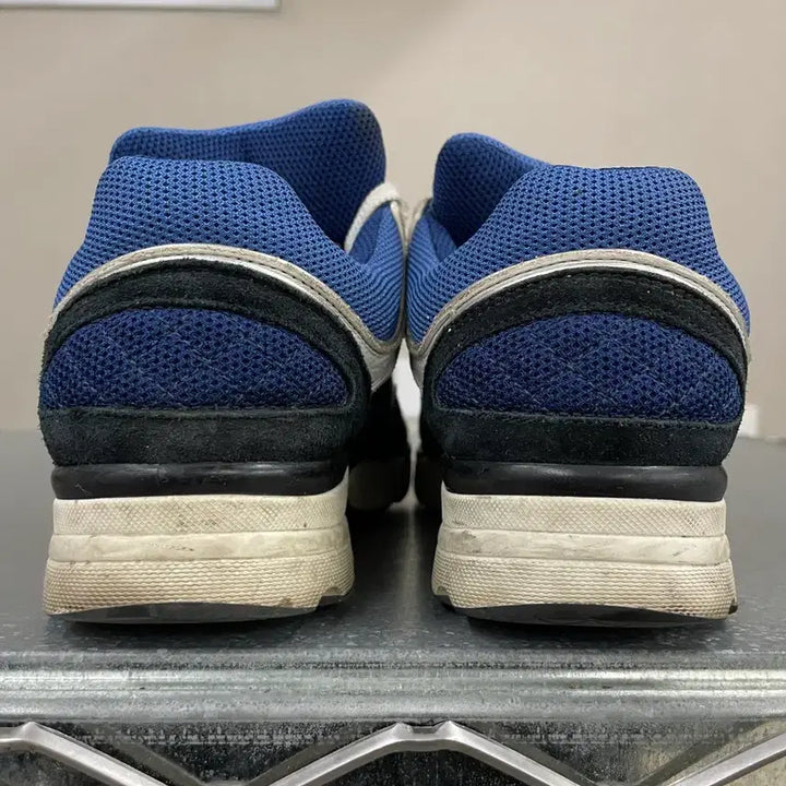 [BUNJANG] Chanel Cruise Sneakers 36 / 샤넬 크루즈 스니커즈 36 (gr-4532)