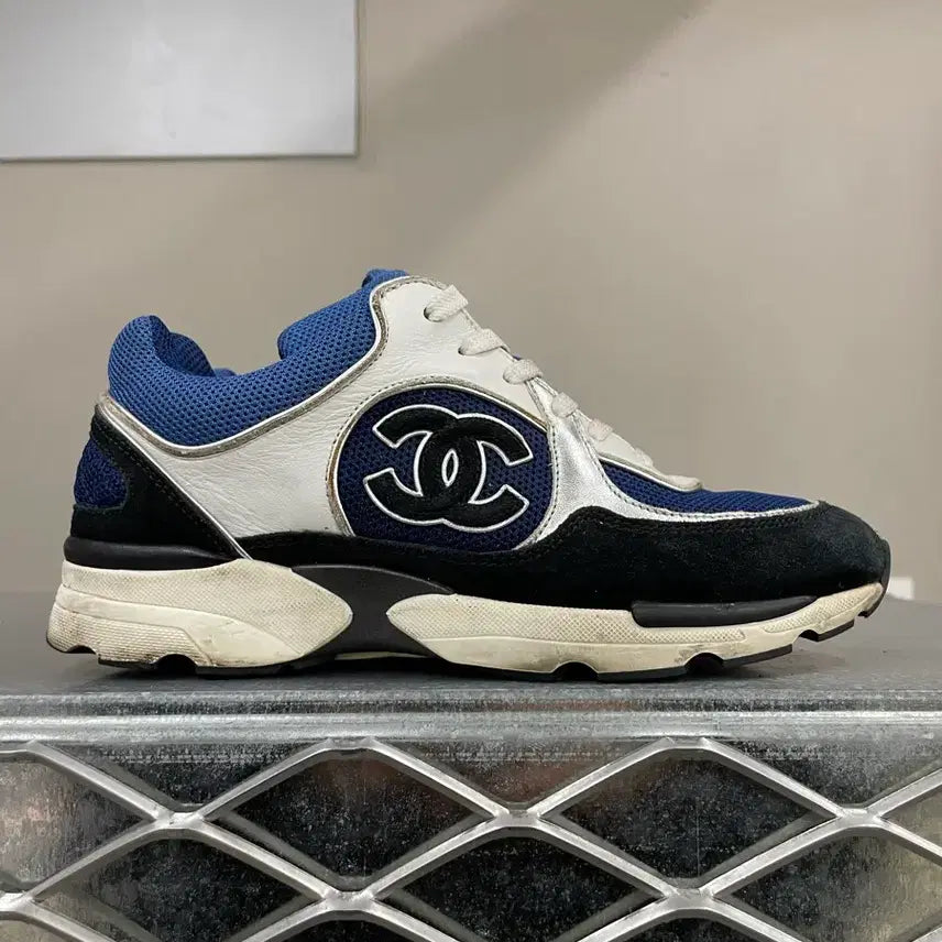 [BUNJANG] Chanel Cruise Sneakers 36 / 샤넬 크루즈 스니커즈 36 (gr-4532)