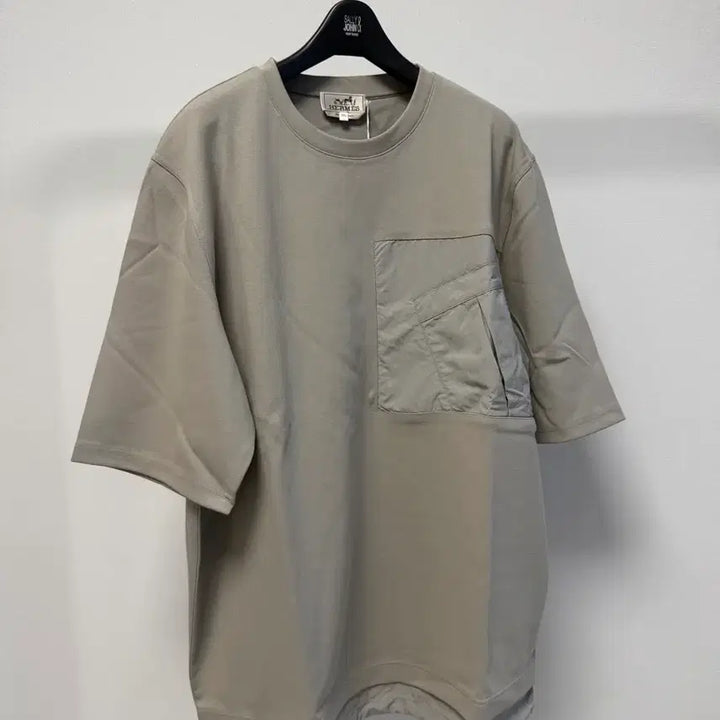 [SOLD OUT] 새상품) 에르메스 남성 반팔 티셔츠 xxl