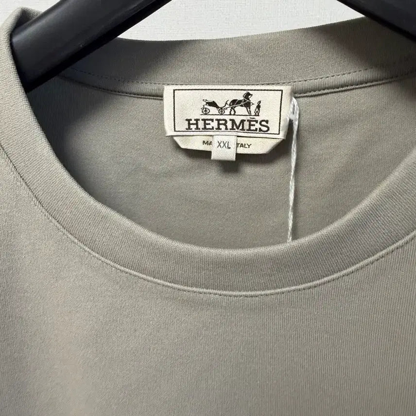 [SOLD OUT] 새상품) 에르메스 남성 반팔 티셔츠 xxl