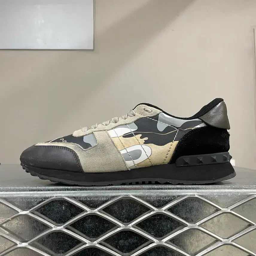 [BUNJANG] Valentino Camouflage Sneakers / 발렌티노 카모플라주 스니커즈 43(gr-4533)