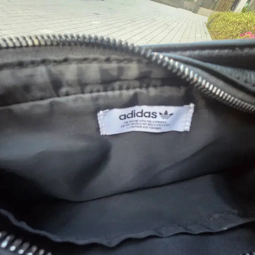 [SOLD OUT] 아디다스 미니 에어라이너 블랙 숄더백 가방