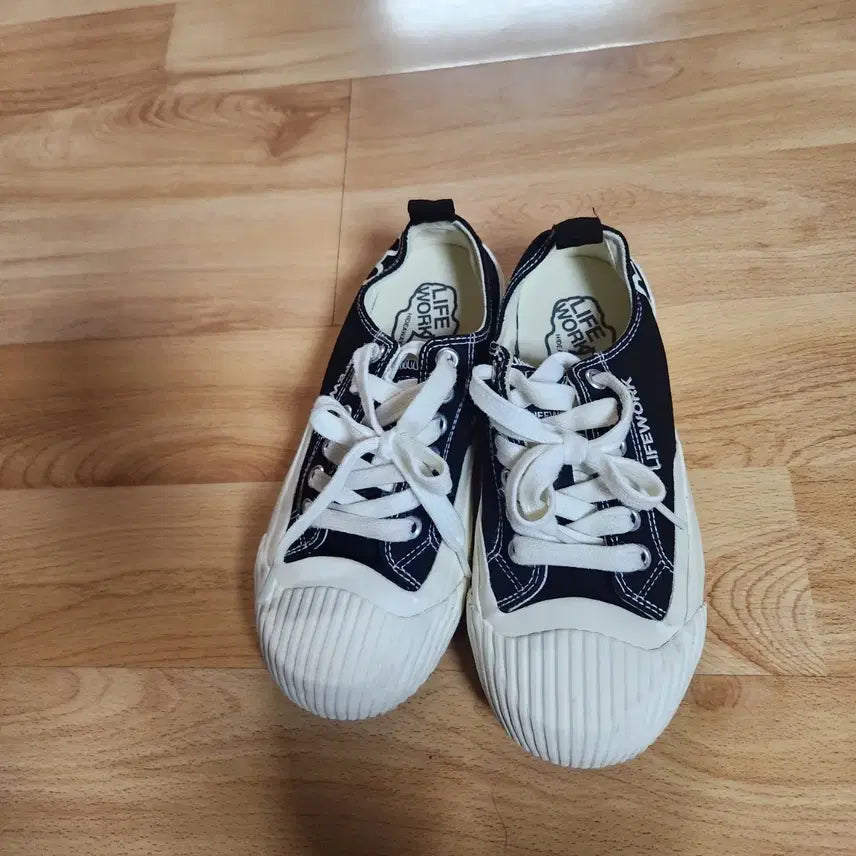 [BUNJANG] LifeWork Black/White Sneakers / 라이프워크 블랙/화이트 스니커즈