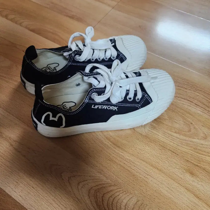 [BUNJANG] LifeWork Black/White Sneakers / 라이프워크 블랙/화이트 스니커즈