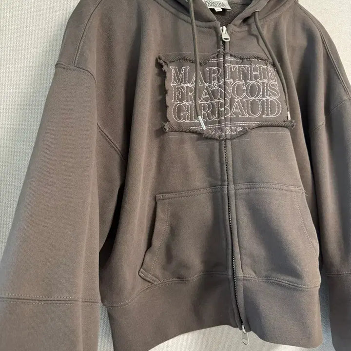 [BUNJANG] Marithe Logo Zip-up &amp; Pants Set Charcoal Brown (Seulgi&