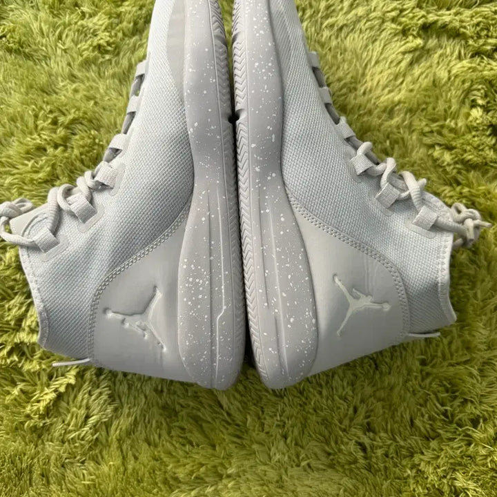 [BUNJANG] Nike Jordan Reveal Light Bone Sneakers / [Vintage] 조던 리빌 라이트 본 270(희소성있는미니멀)A급