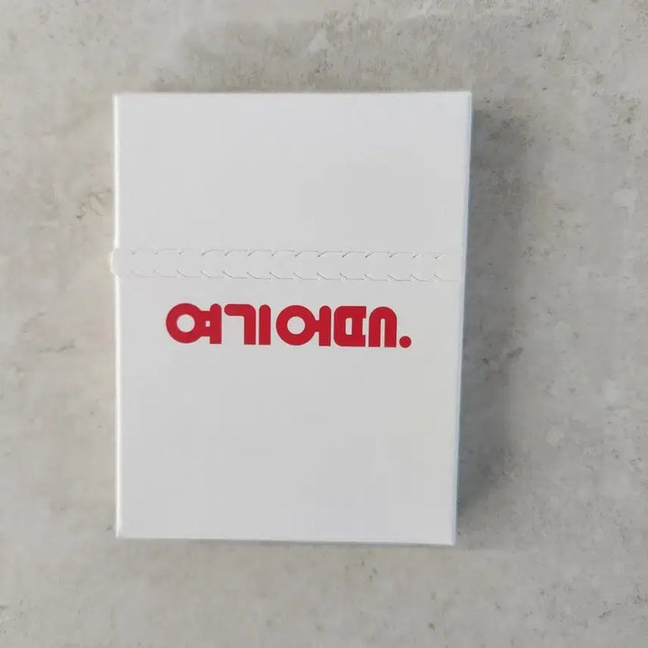 [SOLD OUT] 여기어때 G-DRAGON 지드래곤 한정판 포토카드 여권사진 b타입 미개봉