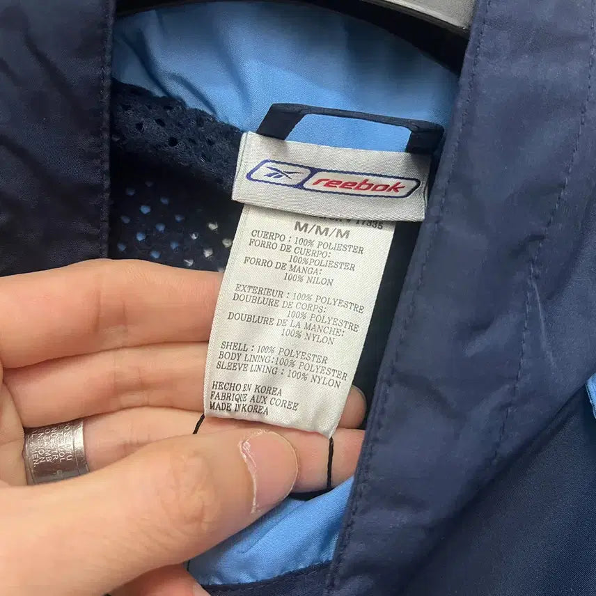 [BUNJANG] Reebok Tennessee Titans Windbreaker Jacket / 리복 x NFL 테네시 타이탄스 바람막이 자켓 해외 M