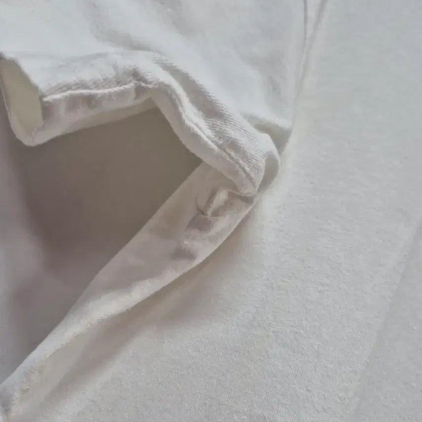 [SOLD OUT] 정품 꼼데가르송 남성 플레이 반팔티 화이트 블루하트