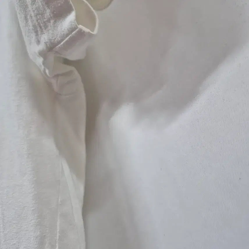 [SOLD OUT] 정품 꼼데가르송 남성 플레이 반팔티 화이트 블루하트