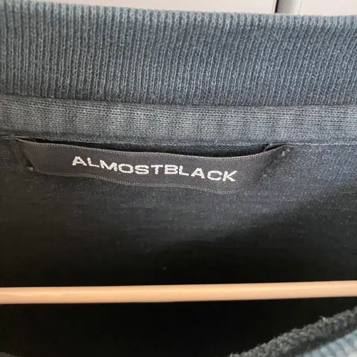 [BUNJANG] Almost Black Anselm Long Sleeve T-shirt / 올모스트블랙 롱슬리브 일본 티셔츠 안셀름 언유즈드 y3