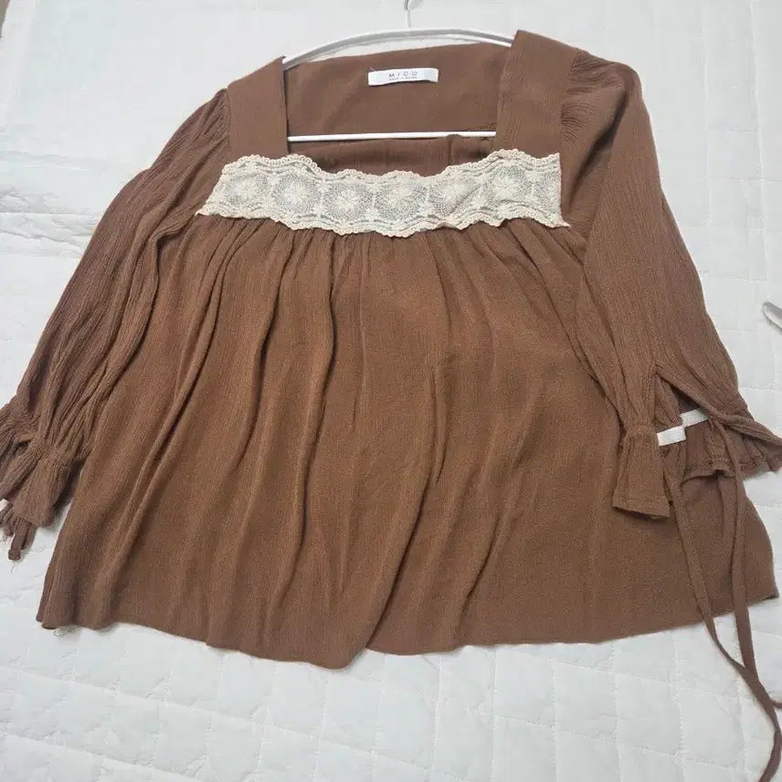 [BUNJANG] Lace Brown Blouse / 레이스 브라운 블라우스