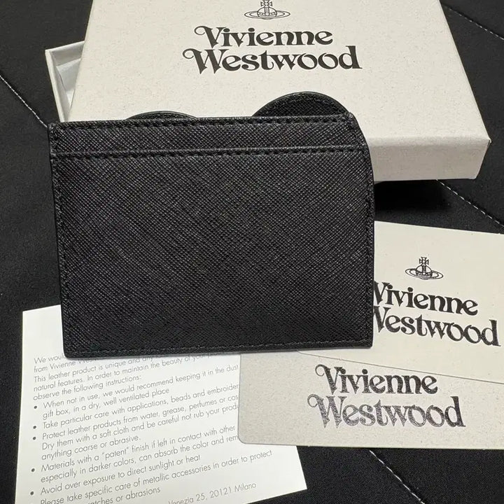[BUNJANG] Vivienne Westwood Saffiano Heart Card Holder / 비비안웨스트우드 사피아노하트카드지갑
