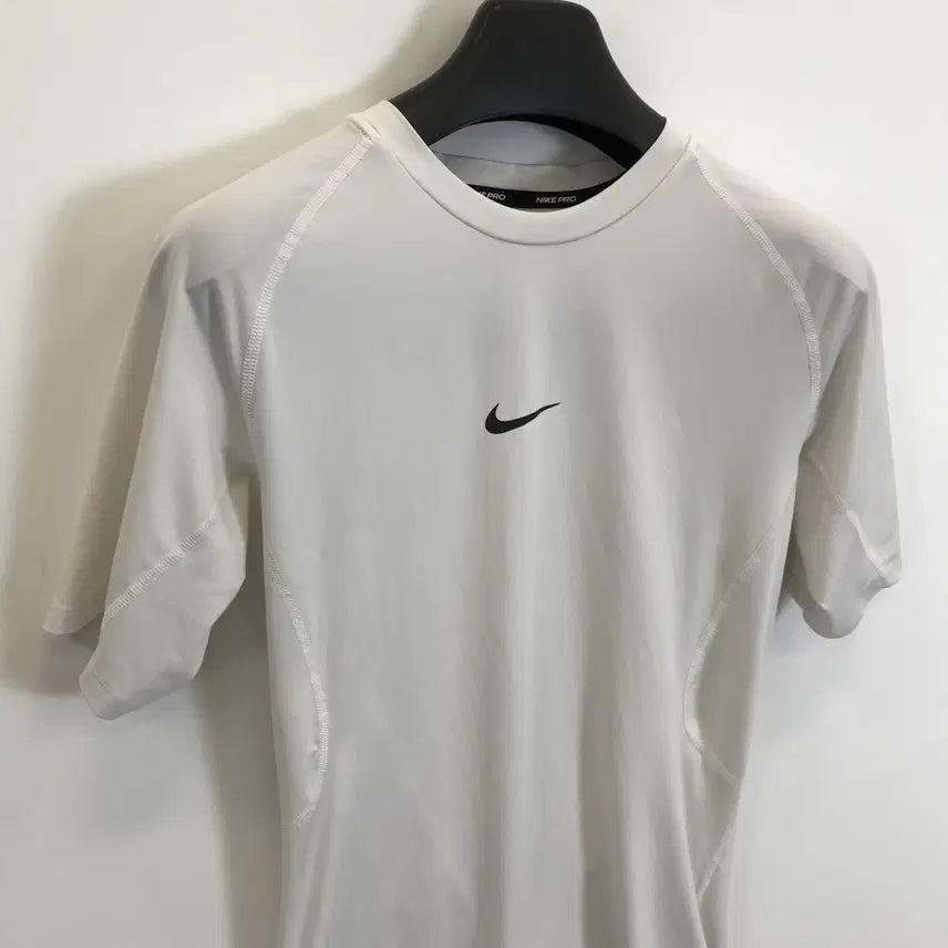 [BUNJANG] Nike Pro Combat Short Sleeve T-Shirt White / 나이키 프로컴뱃 PRO 반팔티셔츠 화이트 [L]