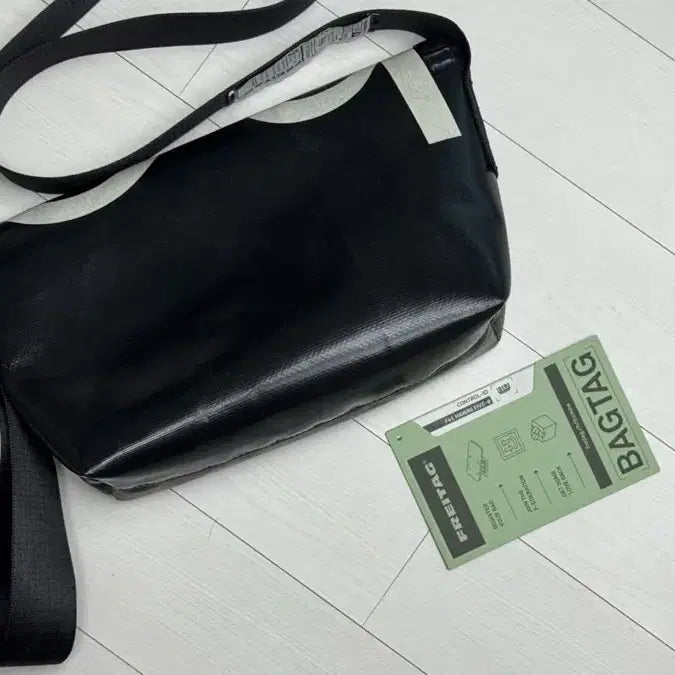 [SOLD OUT] 프라이탁 F41 하와이파이브오 하파오 블랙