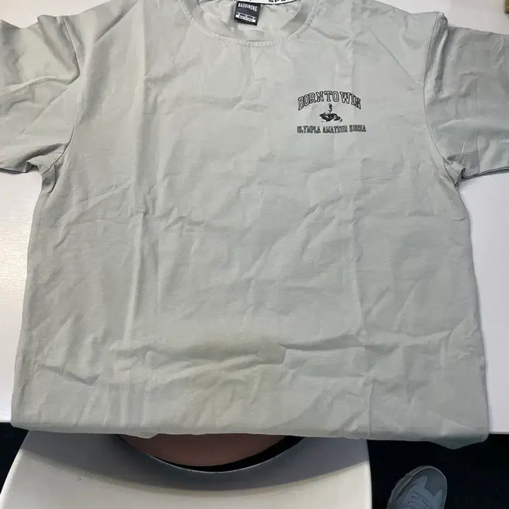 [BUNJANG] Olympia Amateur Korea 2024 T-shirt (M) / 올림피아 아마추어 코리아 2024 티셔츠 M사이즈 판매합니다
