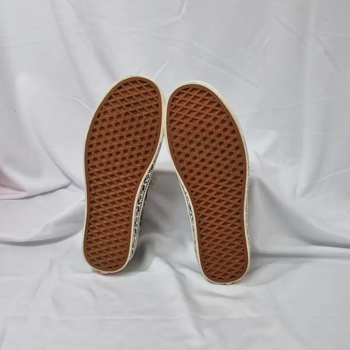 [SOLD OUT] 빈티지하서 275 반스 어센틱 44 DX 애너하임 팩토리 페이즐리 블랙