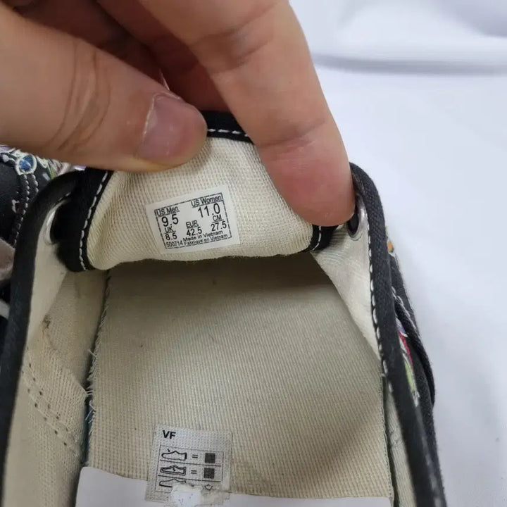 [SOLD OUT] 빈티지하서 275 반스 어센틱 44 DX 애너하임 팩토리 페이즐리 블랙