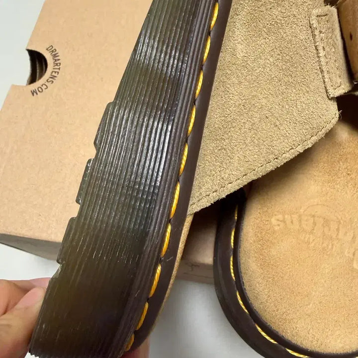 [BUNJANG] Dr. Martens Josef Slide Sandals / 닥터마틴 Josef 슬라이드 샌들 uk6
