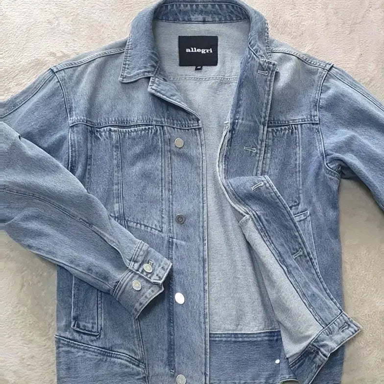 [BUNJANG] Allegri Semi-Washed Denim Jacket / 알레그리 세미워싱 청데님 자켓 판매 합니다.