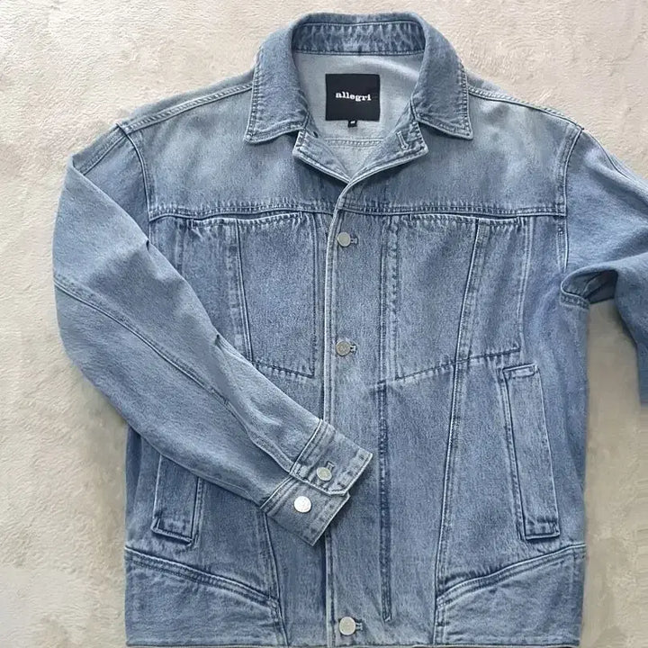 [BUNJANG] Allegri Semi-Washed Denim Jacket / 알레그리 세미워싱 청데님 자켓 판매 합니다.