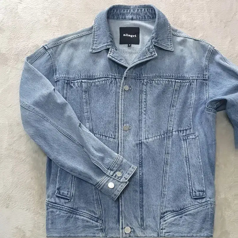 [BUNJANG] Allegri Semi-Washed Denim Jacket / 알레그리 세미워싱 청데님 자켓 판매 합니다.