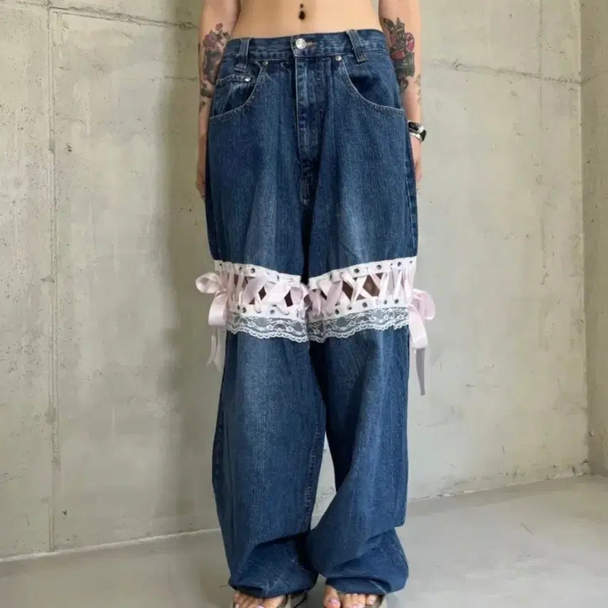 [BUNJANG] The Mysterious Hotel Lace Ribbon Custom Denim Pants / (새상품)더미스테리어스호텔 레이스리본 커스텀 웨딩 데님 팬츠
