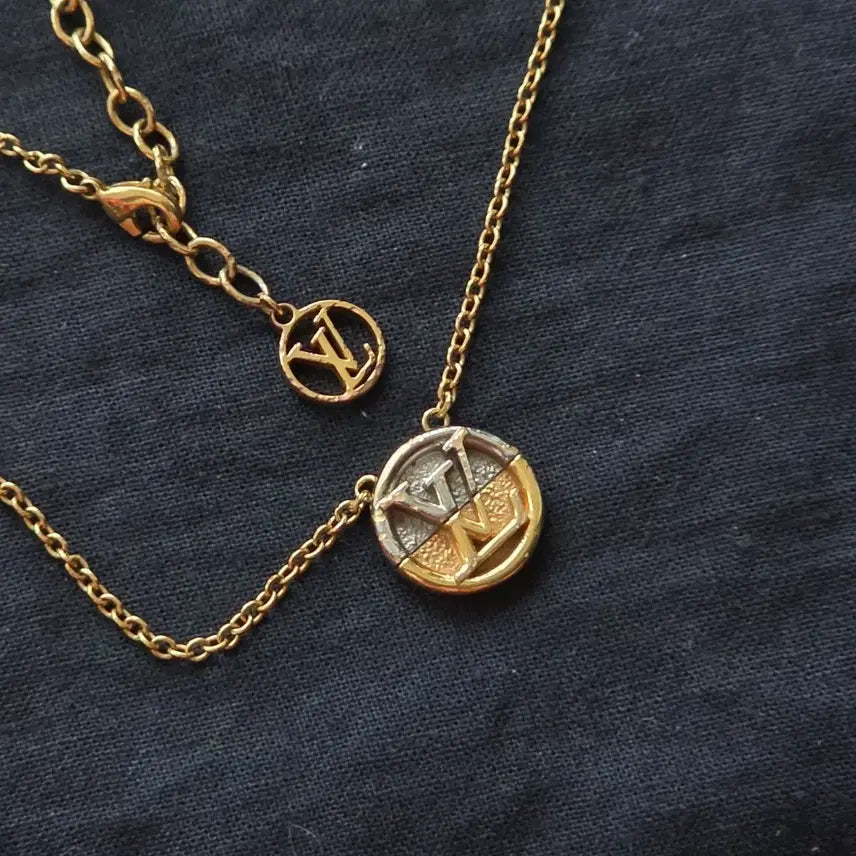[BUNJANG] Louis Vuitton Collier L to V Necklace / 루이비통 콜리에 LV(L to V 엘투브이) 목걸이