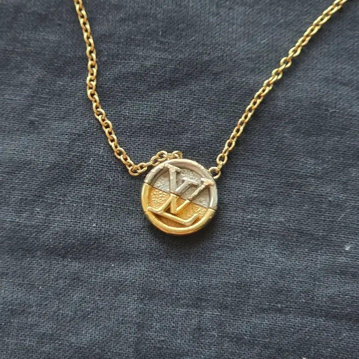 [BUNJANG] Louis Vuitton Collier L to V Necklace / 루이비통 콜리에 LV(L to V 엘투브이) 목걸이