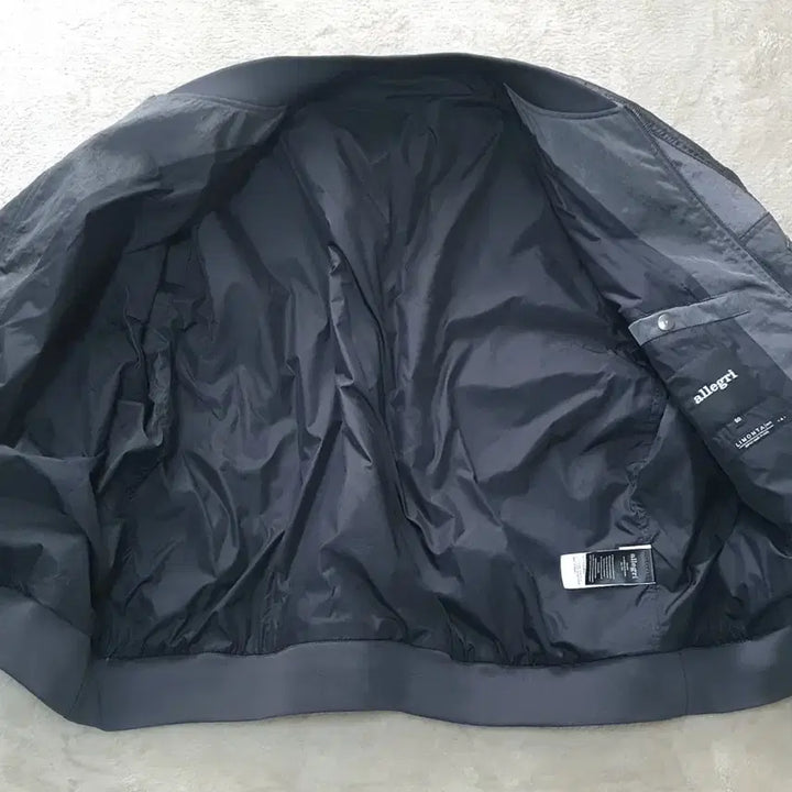 [BUNJANG] Allegri Nylon Gray Jacket / 알레그리 나일론 간절기 자켓 판매해요